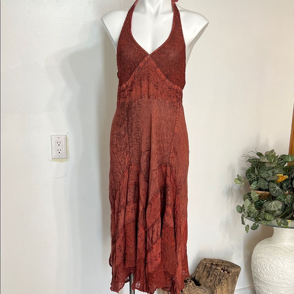 Chic Backless Halter Dress in Rust